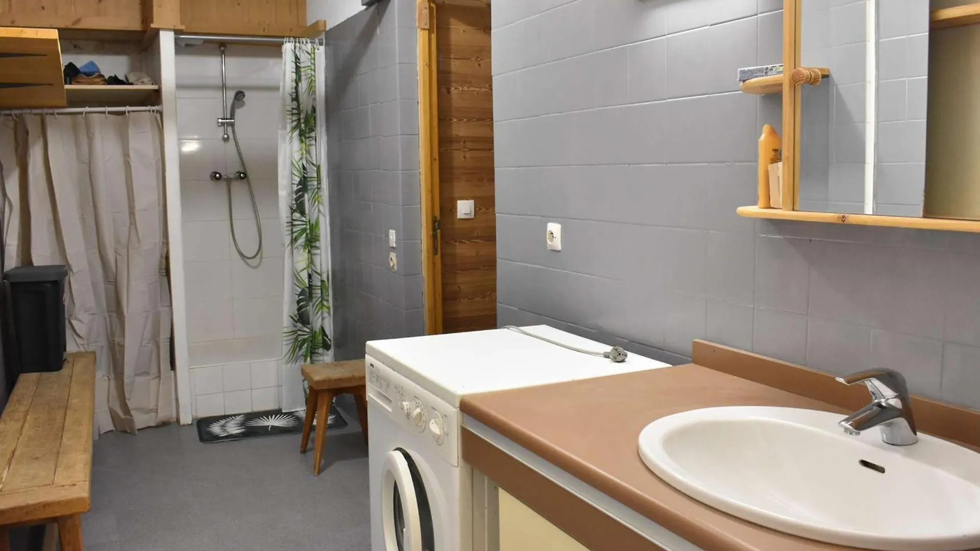 Meribel : Appartement Cosy, Proche Pistes, Navette Gratuite - Fr-1-180-569 Les Allues 0*,